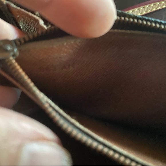 Authenthic Vintage Louis Vuitton  Sarah wallet. - Picture 10 of 16